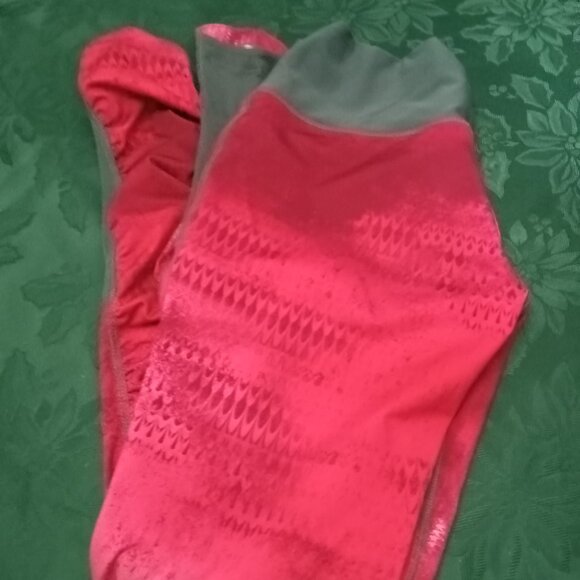 Ladies pink and grey Nike dri-fit leggings size medium in great condition - Picture 1 of 4